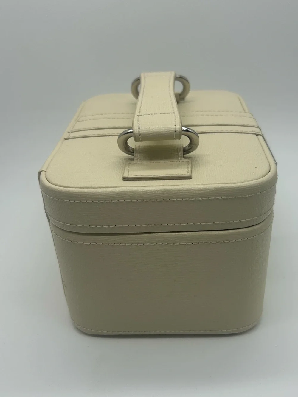 Pottery Barn Cream Travel Jewelry Box Carrying‎ Handle key lock